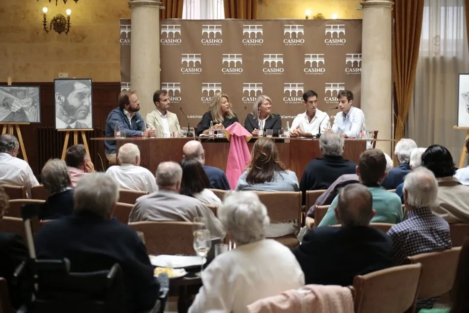 Foto 11 - La defensa de los toros con la ley y con la vida protagonizan los primeros &lsquo;Aperitivos Taurinos...