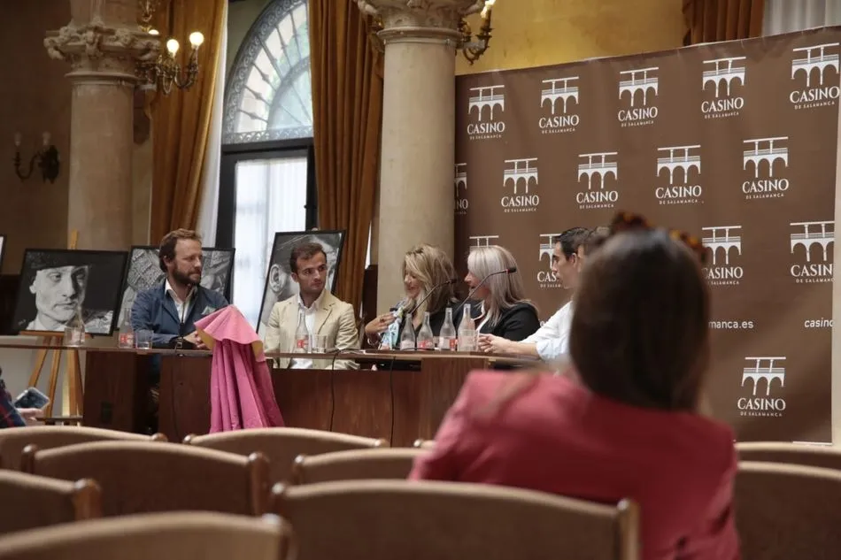 Foto 3 - La defensa de los toros con la ley y con la vida protagonizan los primeros &lsquo;Aperitivos Taurinos...