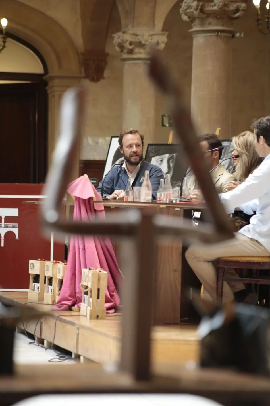 Foto 2 - La defensa de los toros con la ley y con la vida protagonizan los primeros &lsquo;Aperitivos Taurinos...