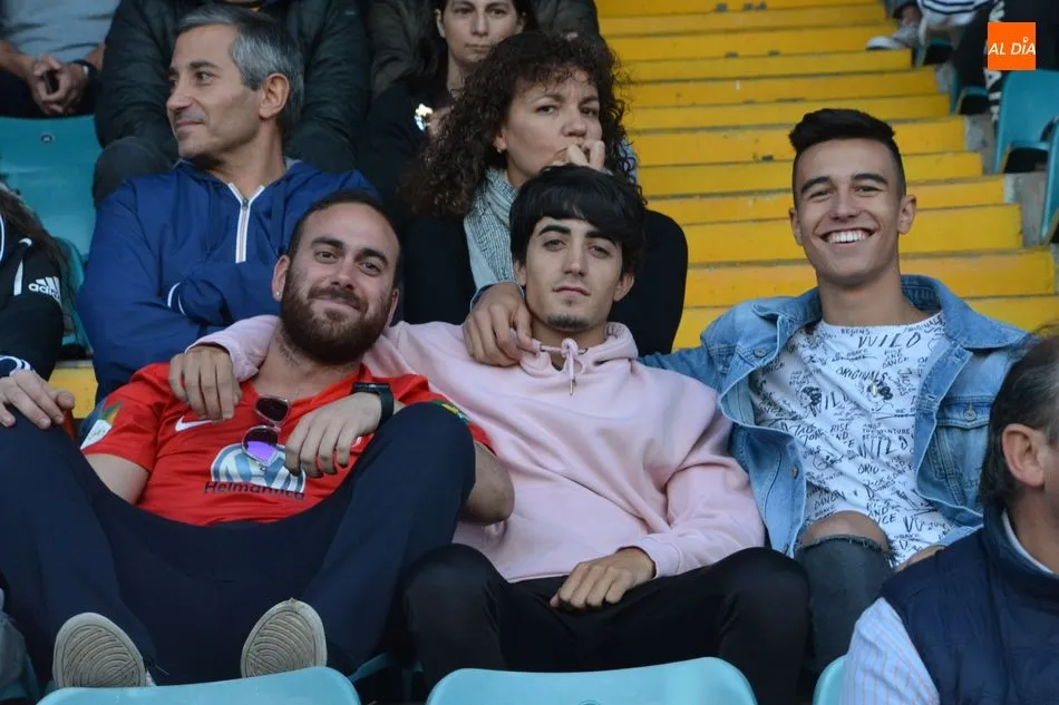 Foto 5 - El Helm&aacute;ntico vibra con el derbi charro entre el filial del Salamanca UDS y el Santa Marta