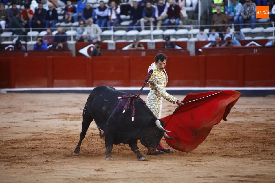 Foto 5 - Eran las ocho y media