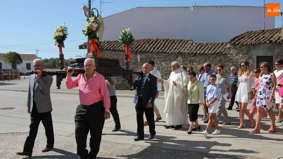 San Miguel saldrá en procesión por las calles de Almendra el día 29 / MARIBEL