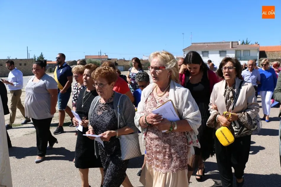 Foto 6 - Los vecinos de Trabanca inician sus fiestas en honor a la Virgen del Carmen  