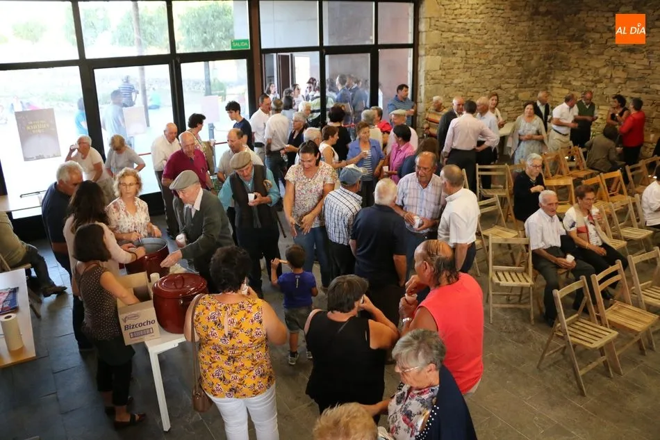 Foto 6 - Bonito homenaje a Euniciano Mart&iacute;n Hern&aacute;ndez en Trabanca  