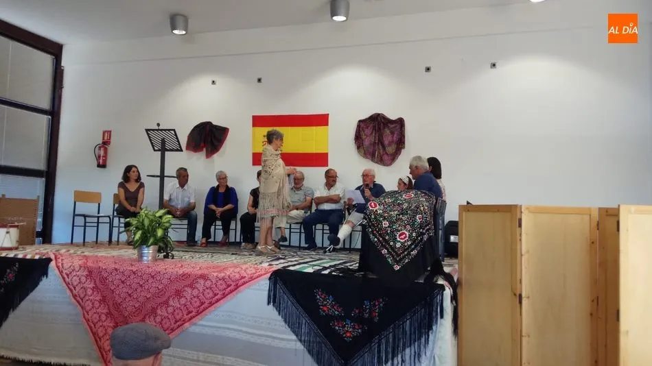 Foto 2 - Bonito homenaje a Euniciano Mart&iacute;n Hern&aacute;ndez en Trabanca  