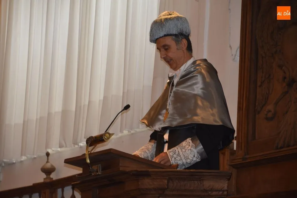 Foto 3 - La rectora de la UPSA toma posesi&oacute;n de su cargo y afronta un segundo mandato