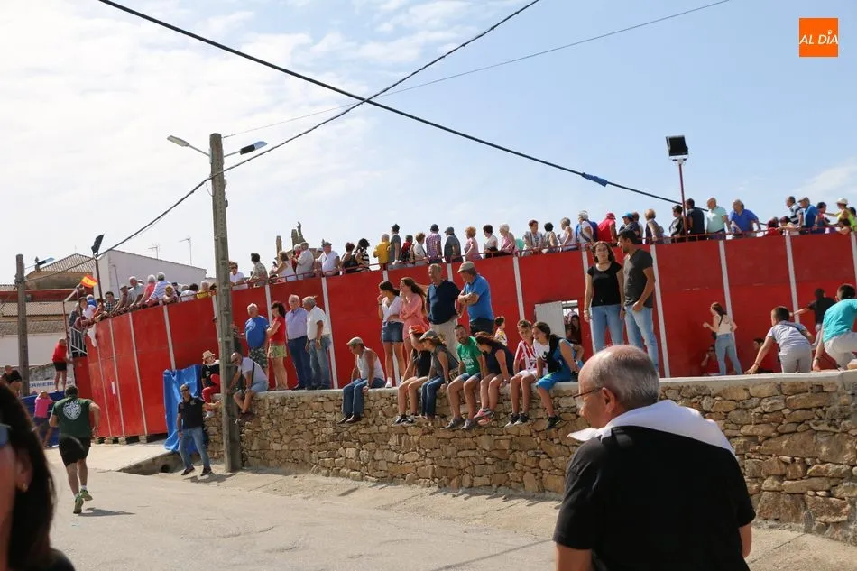 Foto 4 - Emocionante y limpio encierro de Valrubio en Barruecopardo  