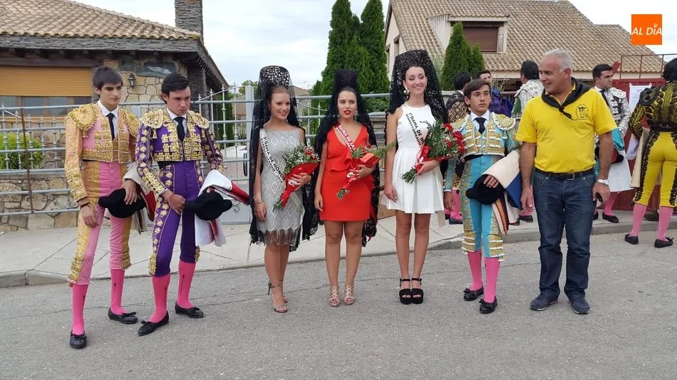 Foto 7 - Ismael Mart&iacute;n corta dos rabos en su debut de luces en Barruecopardo  