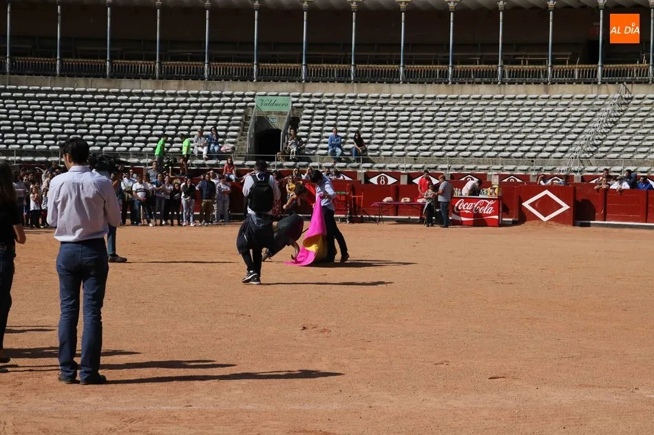 Foto 11 - Juventud Taurina anima La Glorieta con clases de toreo y juegos para los m&aacute;s peque&ntilde;os  