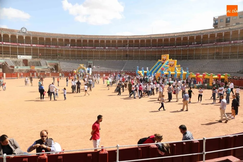 Foto 5 - Juventud Taurina anima La Glorieta con clases de toreo y juegos para los m&aacute;s peque&ntilde;os  