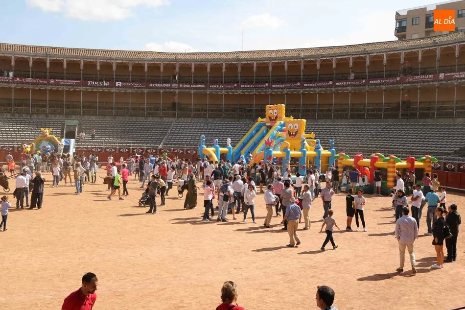 Foto 3 - Juventud Taurina anima La Glorieta con clases de toreo y juegos para los m&aacute;s peque&ntilde;os  
