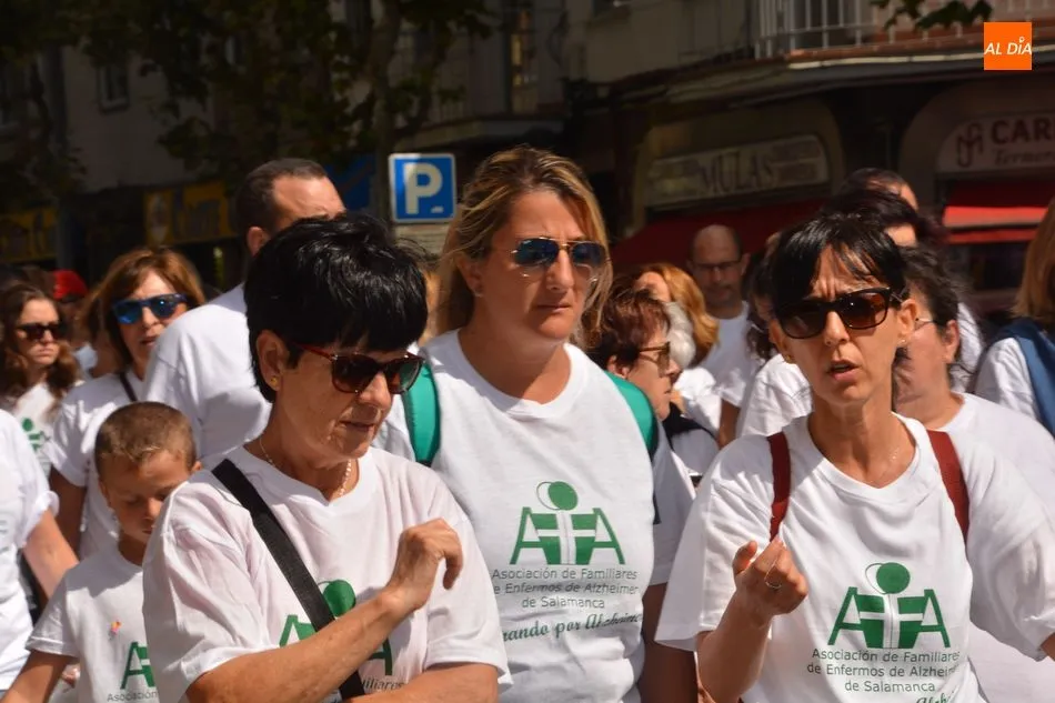 Foto 9 - &lsquo;Caminando por el Alzheimer&rsquo; ya recorre las calles de Salamanca  