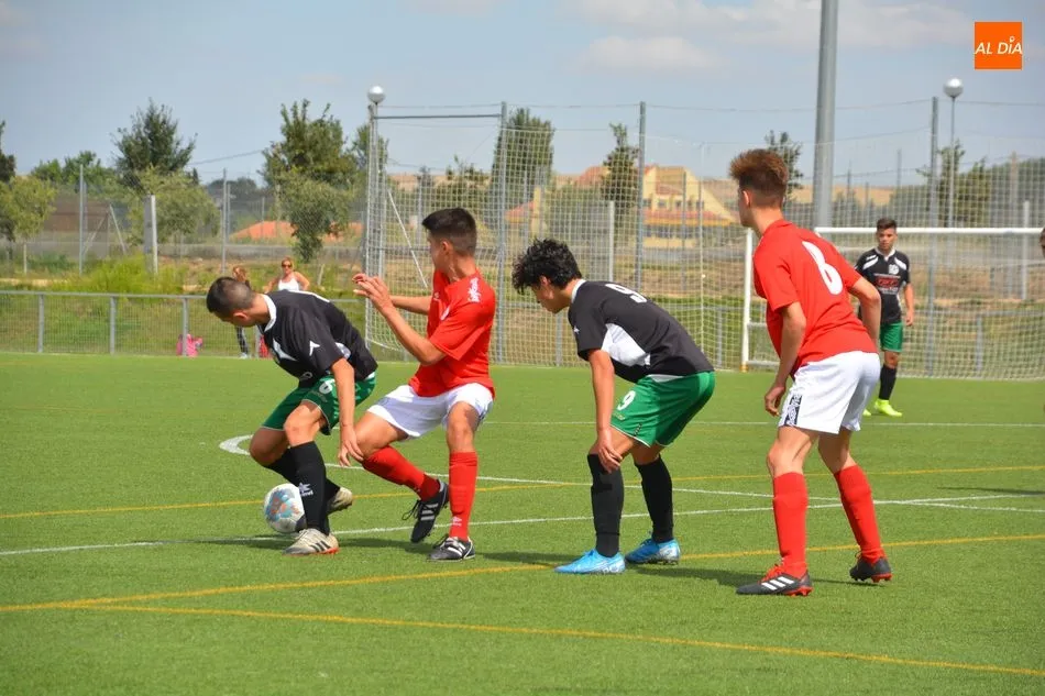 Foto 10 - Resultados, clasificaciones e im&aacute;genes del f&uacute;tbol base regional  