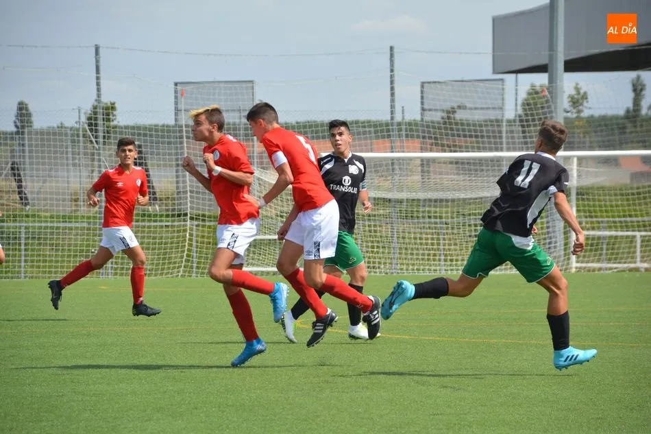 Foto 6 - Resultados, clasificaciones e im&aacute;genes del f&uacute;tbol base regional  