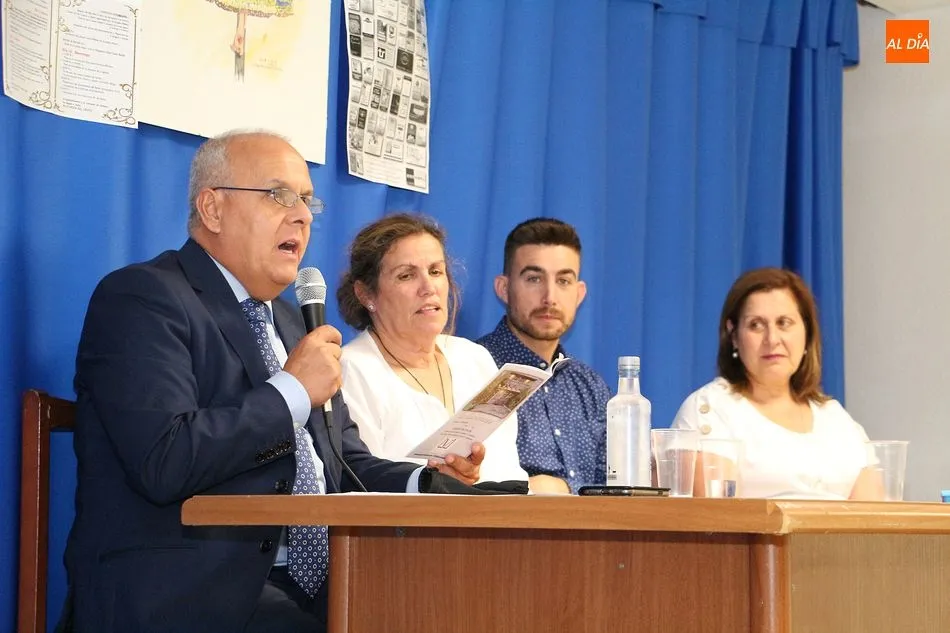 Foto 5 - &Aacute;ngel Miguel Mor&iacute;n da inicio a los festejos de Sorihuela