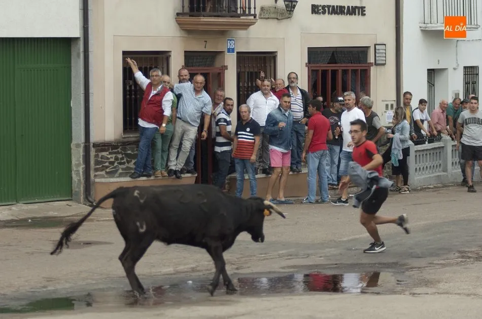 Foto 8 - El Toro del Caj&oacute;n de Martiago deja herido a un joven de 19 a&ntilde;os  