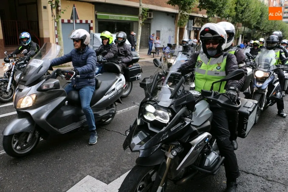 Foto 8 - El Motoclub Ruedas Charras celebra las Fiestas con su tradicional ruta