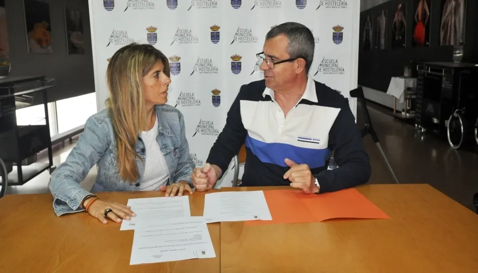 La concejala de Formación, Chabela de la Torre, en la presentación del curso de la Escuela de Hostelería