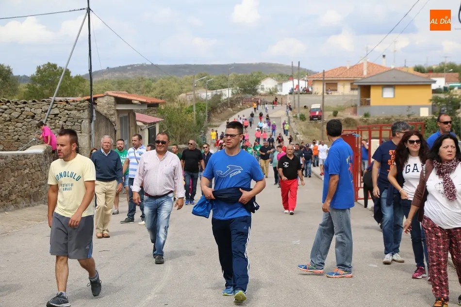 Foto 6 - Supers&oacute;nico encierro de los Hermanos S&aacute;nchez Gil para despedir las fiestas en Barruecopardo