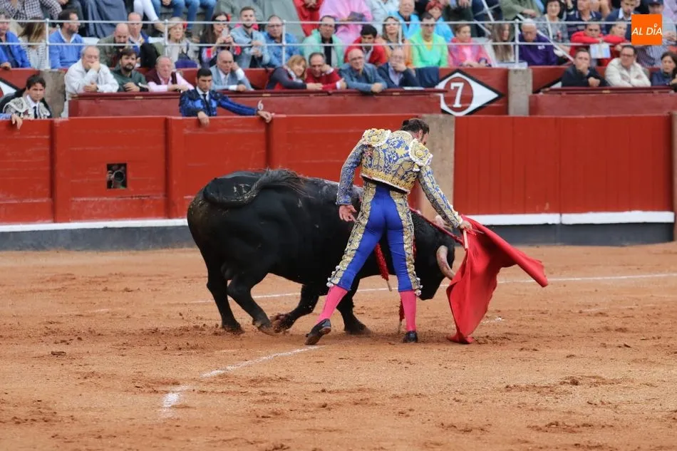 Foto 5 - Antonio Ferrera y Juan del &Aacute;lamo abren la puerta grande de La Glorieta&nbsp;