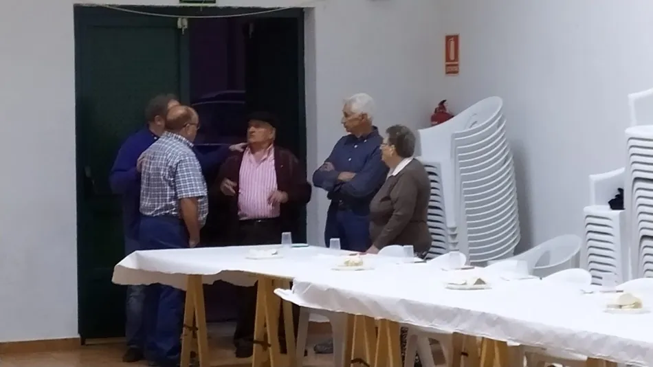 Foto 5 - El Coro Popular de Villoruela confraterniza con una entretenida cena