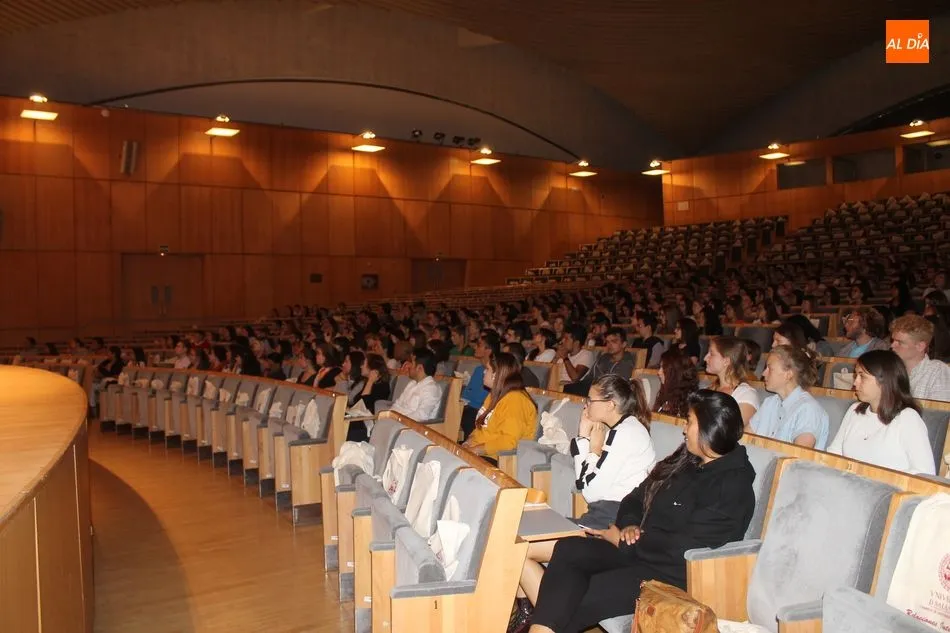 Foto 8 - M&aacute;s de 900 estudiantes extranjeros comienzan el nuevo curso en la Universidad de Salamanca  