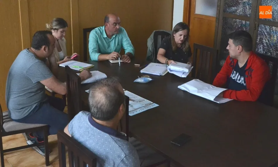 Renuncian dos de los adjudicatarios de las barras de bar de la Feria del Caballo  