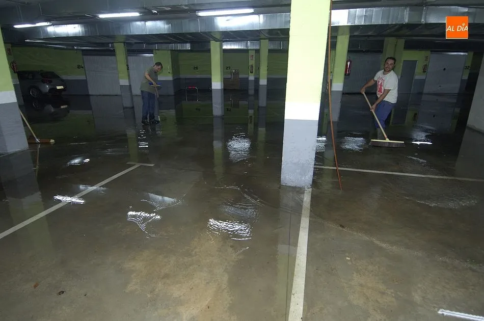Foto 3 - Una tremenda granizada provoca m&uacute;ltiples problemas en varias zonas de Ciudad Rodrigo  