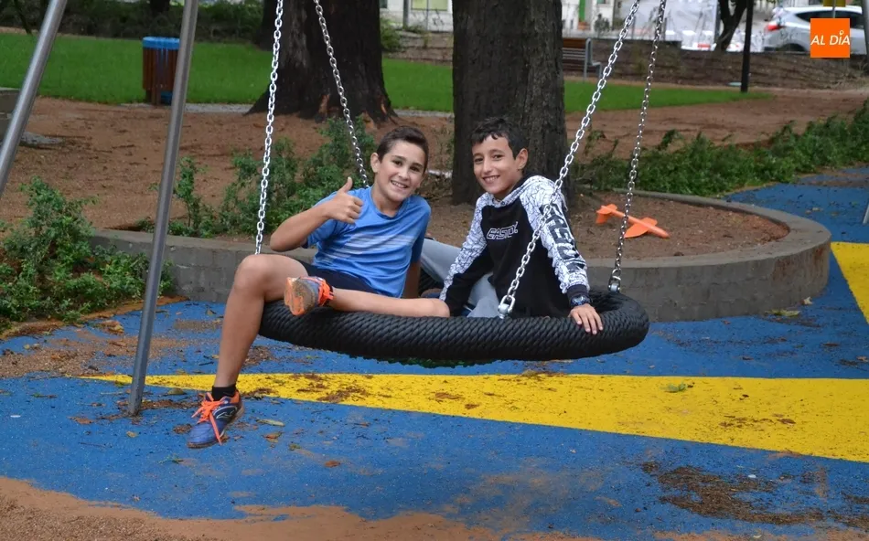 Foto 2 - Eh, s&aacute;canos una foto: Contra viento y marea  