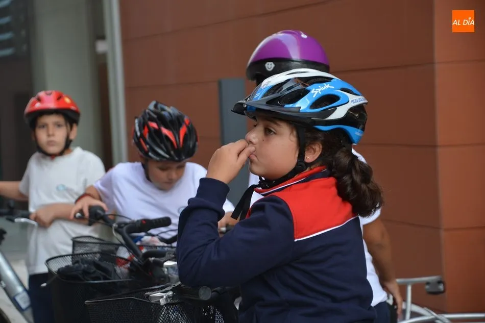 Foto 6 - La Polic&iacute;a Local imparte lecciones de educaci&oacute;n vial a escolares de la ciudad