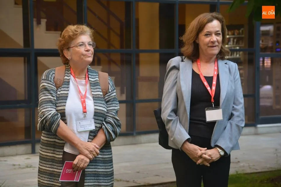 Foto 10 - La USAL re&uacute;ne a expertos en la relaci&oacute;n de menores con los dispositivos m&oacute;viles