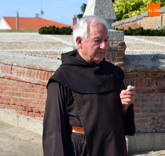 Foto 7 - La &lsquo;Comuni&oacute;n de los Higos&rsquo; revive en Aldeaseca el ultimo alto en el camino de Santa Teresa...