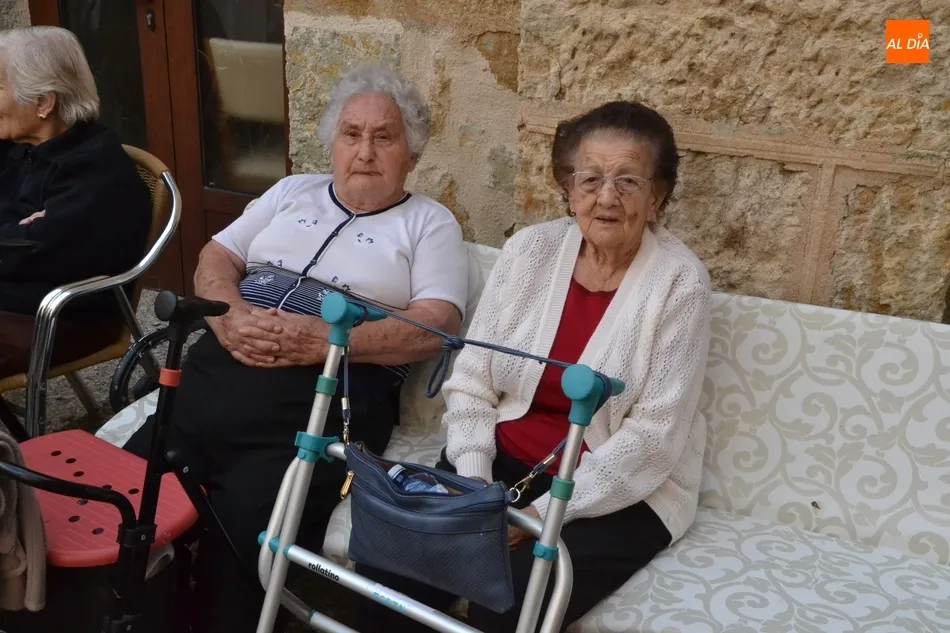 Foto 6 - Residentes y trabajadores del Hospital de la Pasi&oacute;n conmemoran el D&iacute;a Mundial del Alzheimer  
