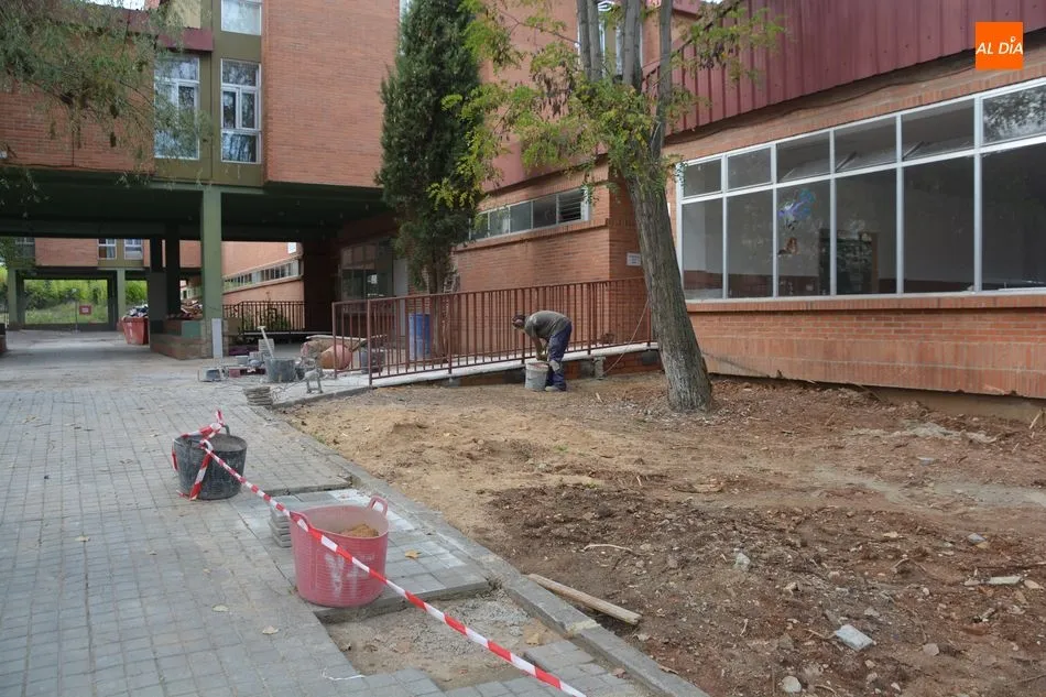 Foto 4 - El Ayuntamiento de Santa Marta acomete nuevas obras de mejora&nbsp;en la Escuela de M&uacute;sica  