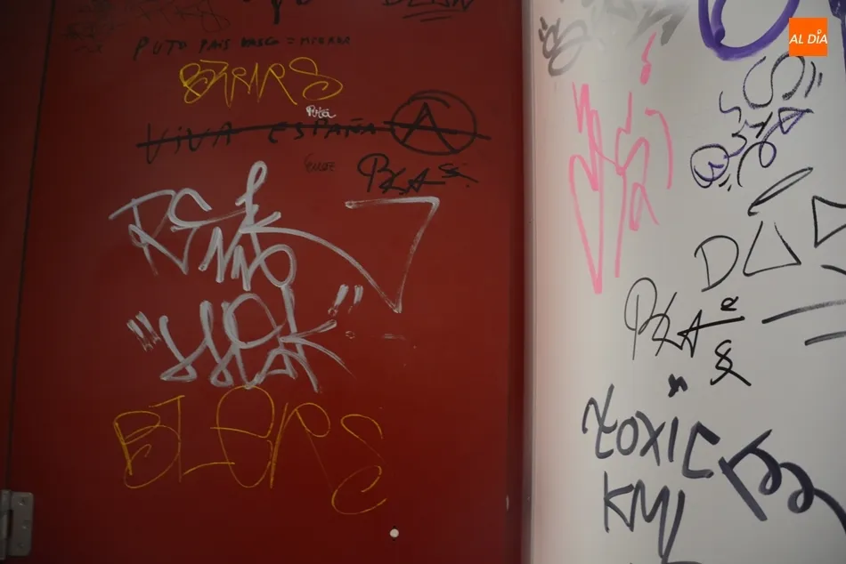 Foto 2 - La renovada estaci&oacute;n de autobuses de Salamanca no se libra de los v&aacute;ndalos&nbsp;