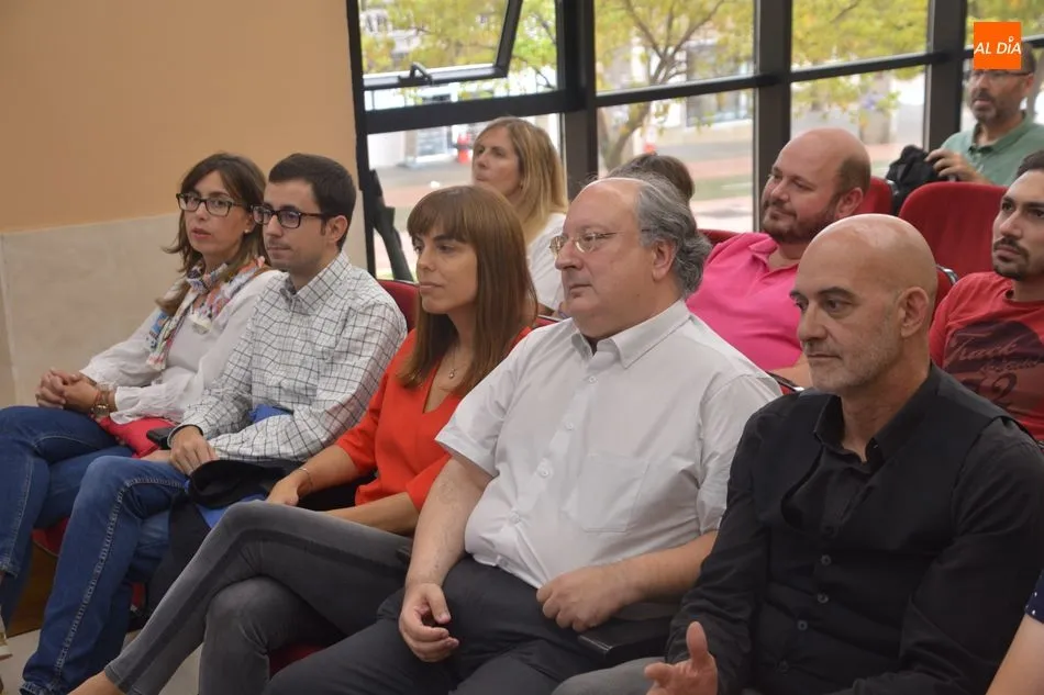 Foto 9 - Inauguradas las IX Jornadas de Familias LGTBI bajo el lema &lsquo;Memoria y Derechos: Ni un paso atr&aacute;s ...