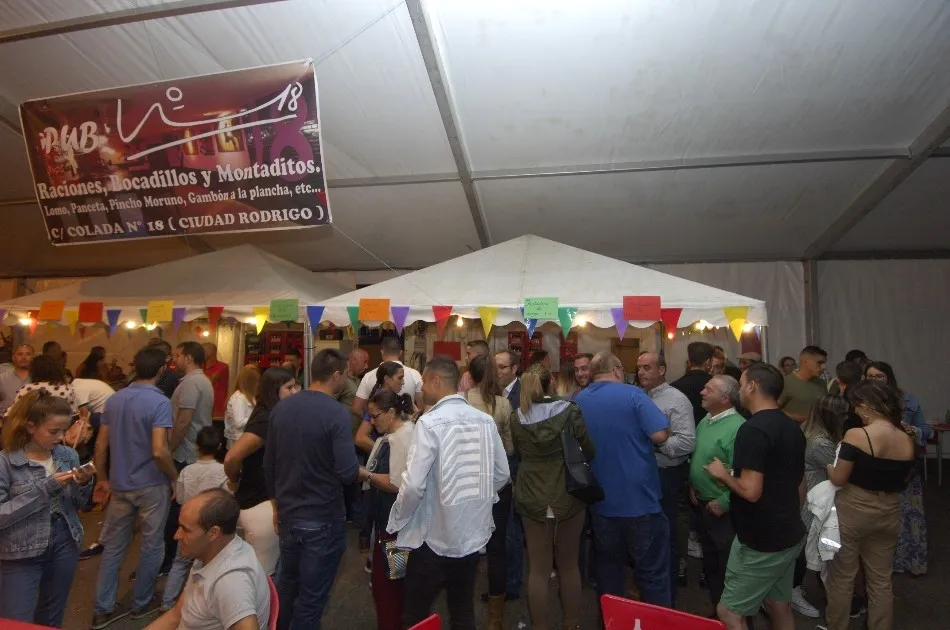 Foto 11 - La Feria del Caballo se pone en marcha con un ojo pendiente del cielo  