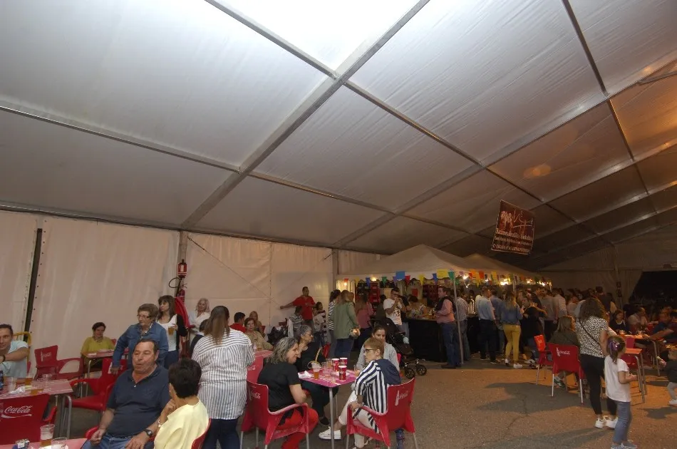 Foto 9 - La Feria del Caballo se pone en marcha con un ojo pendiente del cielo  