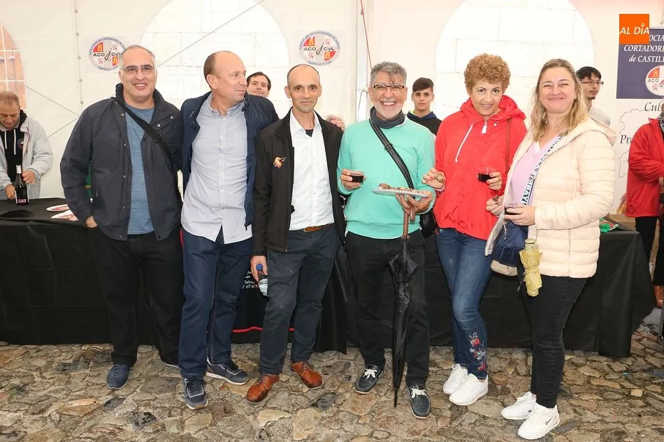 Foto 7 - Arranca la I Feria de la Sierra de Francia con el mejor sabor