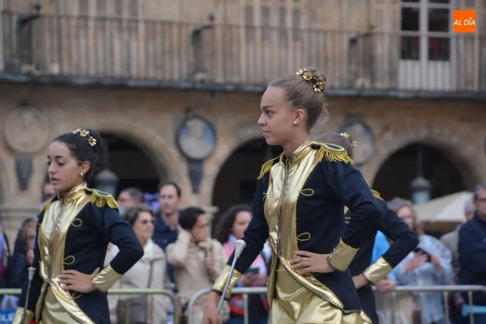Foto 9 - AFA Salamanca suelta un millar de globos para celebrar el D&iacute;a Mundial del Alzheimer