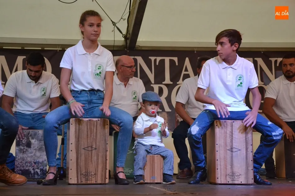 Foto 4 - Un jovenc&iacute;simo cajonero causa sensaci&oacute;n en la Feria  