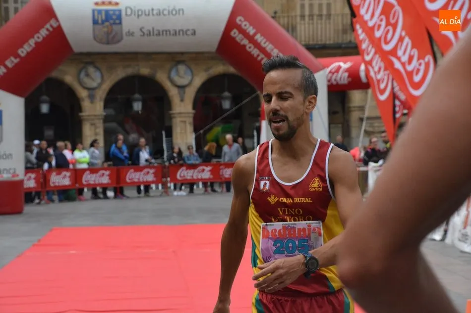 Foto 4 - Salamanca se suma un a&ntilde;o m&aacute;s a la lucha contra la violencia de g&eacute;nero con la Carrera Popular...