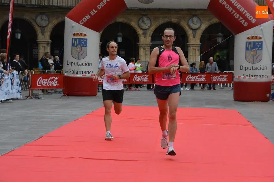 Foto 6 - Salamanca se suma un a&ntilde;o m&aacute;s a la lucha contra la violencia de g&eacute;nero con la Carrera Popular...