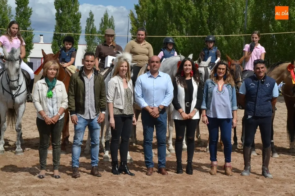 Foto 3 - Jes&uacute;s Gonz&aacute;lez, primer campe&oacute;n del nuevo Concurso de Anillas de la Feria del Caballo  