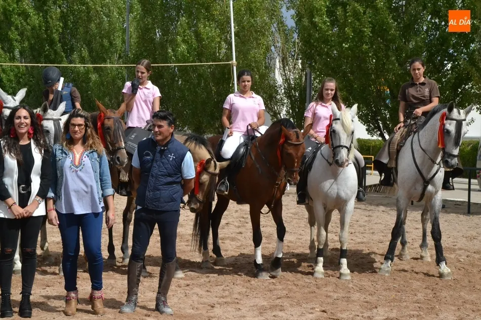 Foto 2 - Jes&uacute;s Gonz&aacute;lez, primer campe&oacute;n del nuevo Concurso de Anillas de la Feria del Caballo  