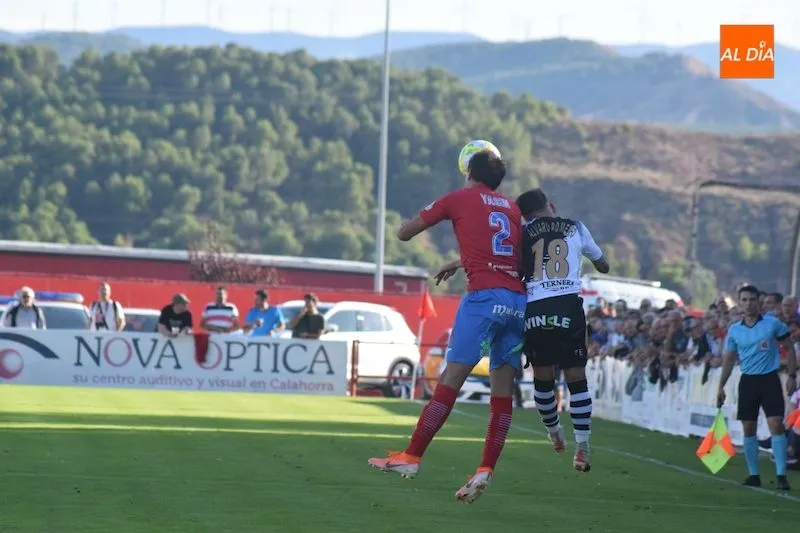 Foto 11 - Unionistas conf&iacute;a y lucha hasta el final para acabar empatando ante el Calahorra (1-1)