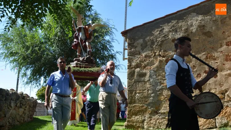 Procesión de San Miguel Arcángel/ Foto de Lydia González