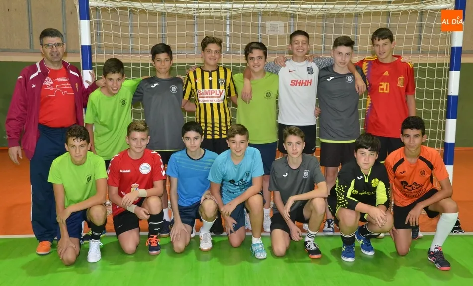 Foto 10 - El III Columnas contar&aacute; este curso con 2 equipos Cadete, que tendr&aacute;n un ca&oacute;tico calendario  