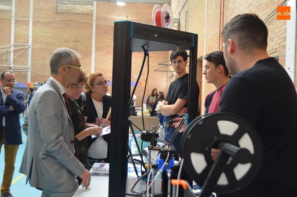 Foto 5 - Bienvenida a los 49 nuevos alunos y 12 estudiantes de m&aacute;ster del Campus de B&eacute;jar de la USAL