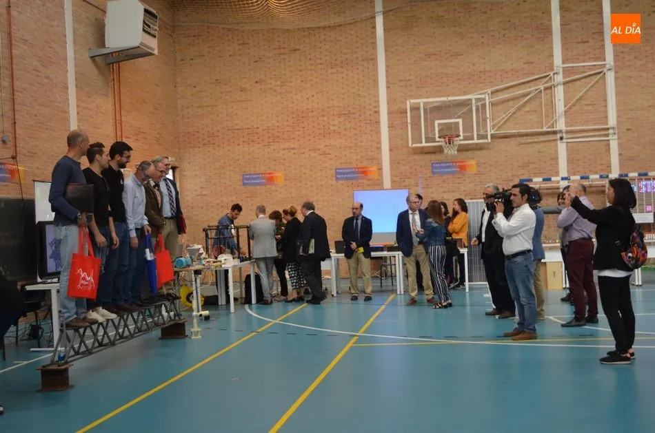 Foto 3 - Bienvenida a los 49 nuevos alunos y 12 estudiantes de m&aacute;ster del Campus de B&eacute;jar de la USAL